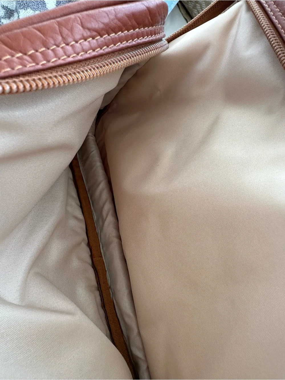 Men's or ladies leather garment bag